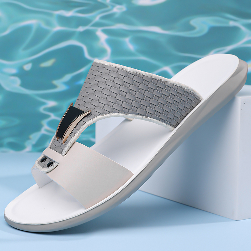 Outdoor Camping Slippers - Universal Men Beach Flip Flops Smooth